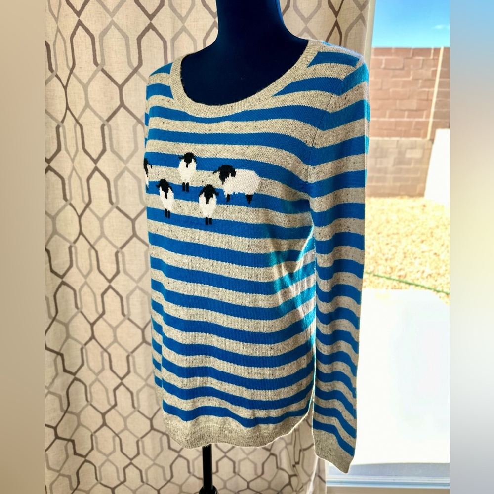 EUC Talbots Petite Grey & Blue Striped Sheep Intarsia Crew Neckline Sweater - Picture 5 of 13